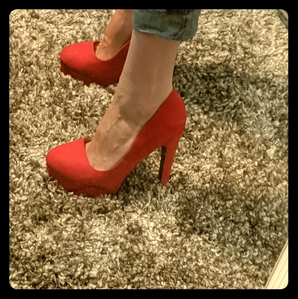 4/$25 Red platform high heels
